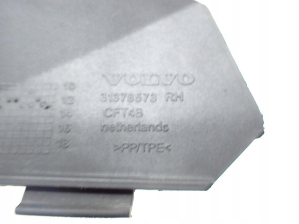 Купить Молдинг стекло лобовое передней правая 31378573 volvo v40 ii 13r