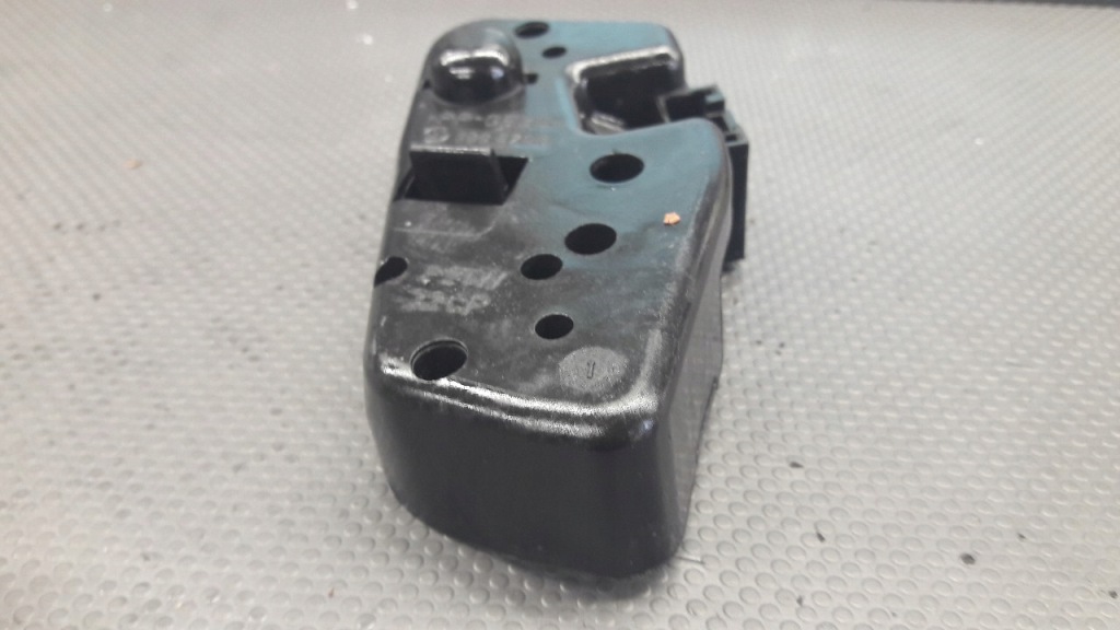 Купить 8374810 вкладыш лампы правый задний  w крышка bmw e46 универсал рестайлинг