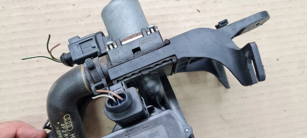 фото №13, A6 c6 lift модуль клапанів wody обігрівача 4f2959617b