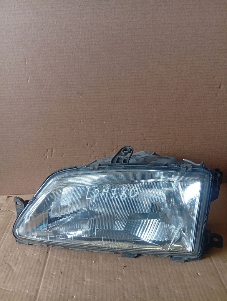 фото №1, Лампа левая передняя левый перед peugeot 306 54532119