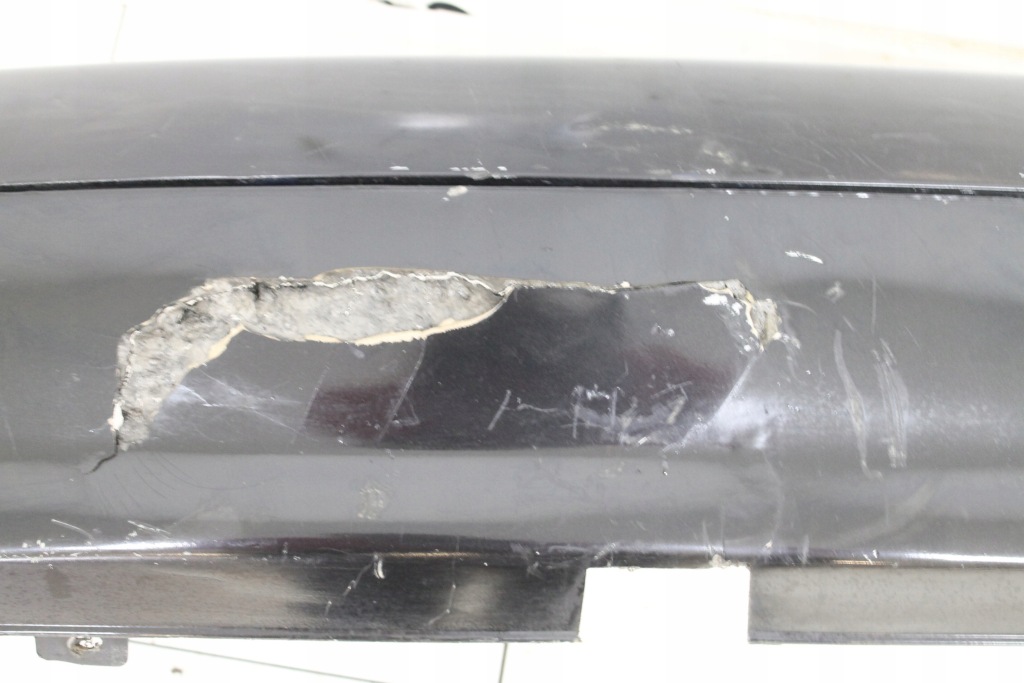 фото №8, Audi a4 b6 kombi 2000r- бампер задня задній lz9w - код лакофарбового покриття