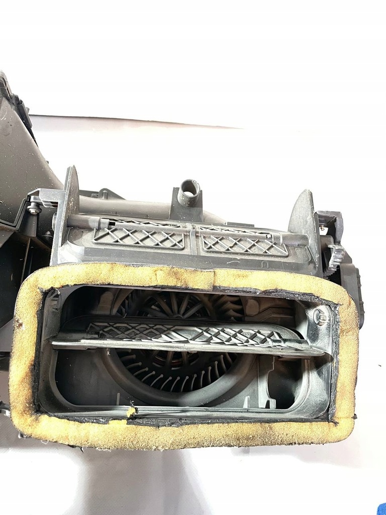 фото №7, Отопитель воздуха кондиционера vw volkswagen polo 9n - 6q1820003 gm