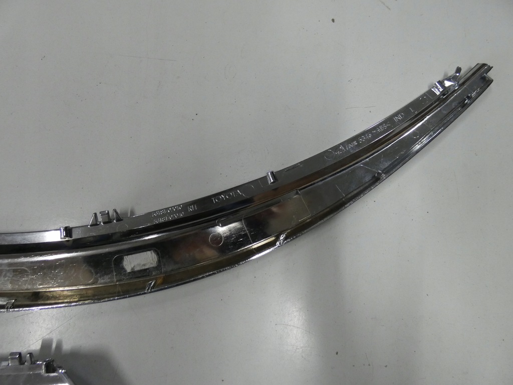 фото №10, Хром, молдинг лампы, фара перед toyota corolla e-16 правый i левый 494.