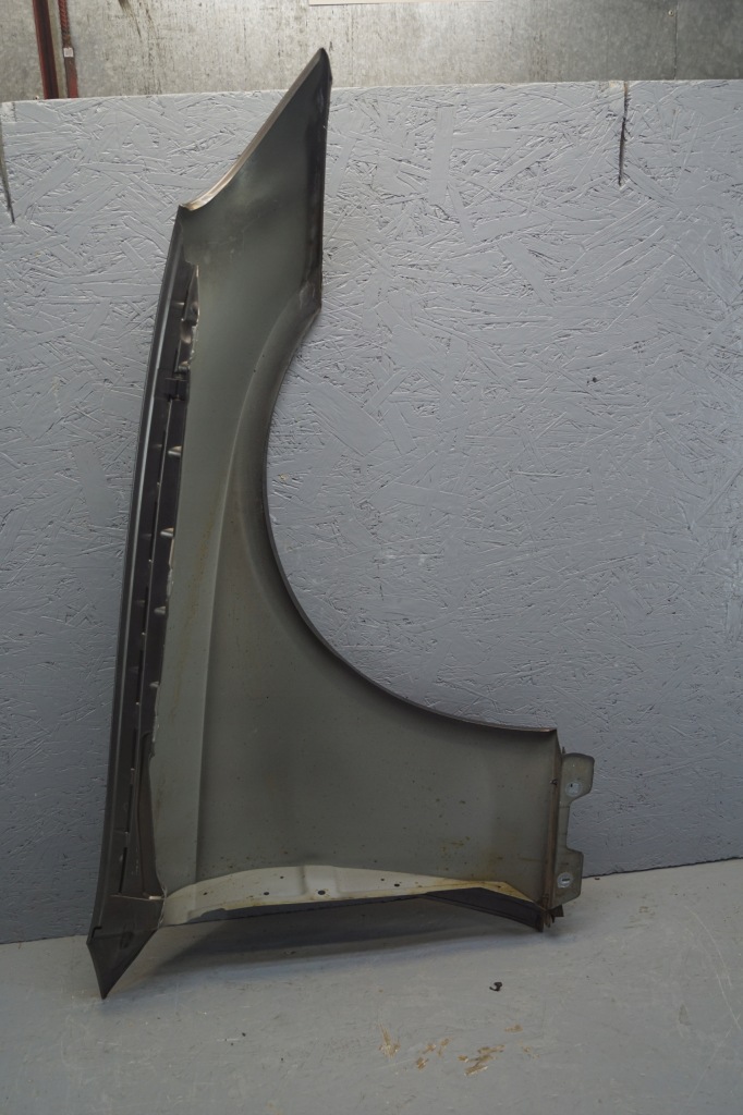 Крыло  левое  перед mercedes cls w219 в Украине