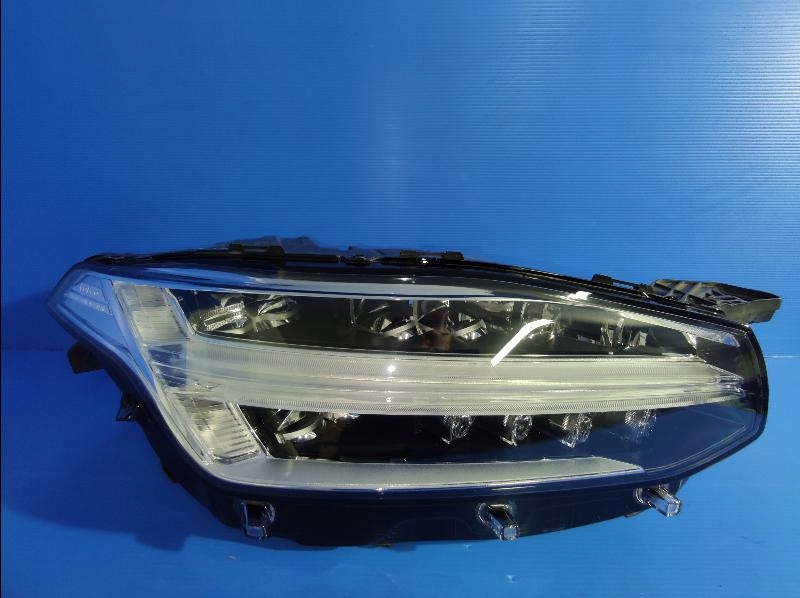 фото №1, Volvo xc90 ii xc-90 ii full led 5pin 31655775 лампа передняя перед