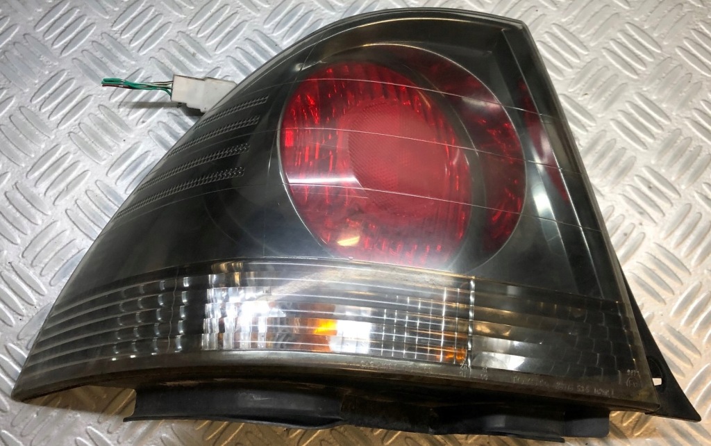 фото №2, Lexus is i лампа левая задняя