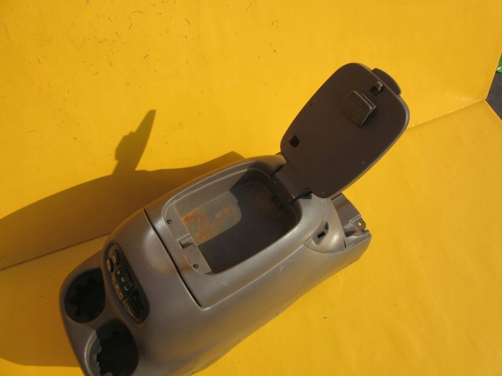 фото №5, Toyota sequoia 01 підлокітник тунель середній kpl