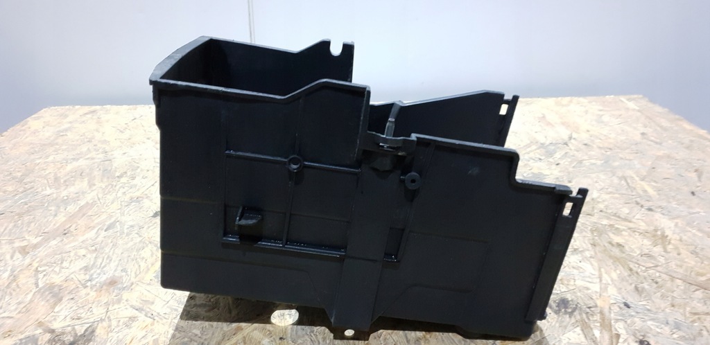 фото №1, Корпус аккумулятор ford focus mk2 lift