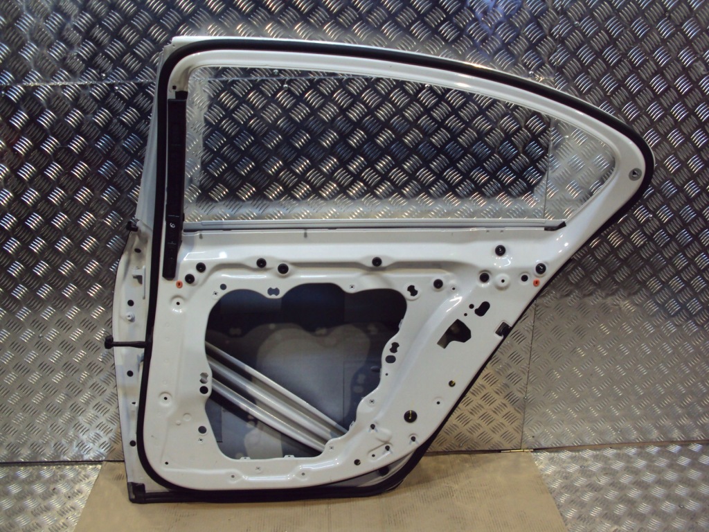 фото №8, Bmw 7 g11 дверь задние левая правое голый a96 a89