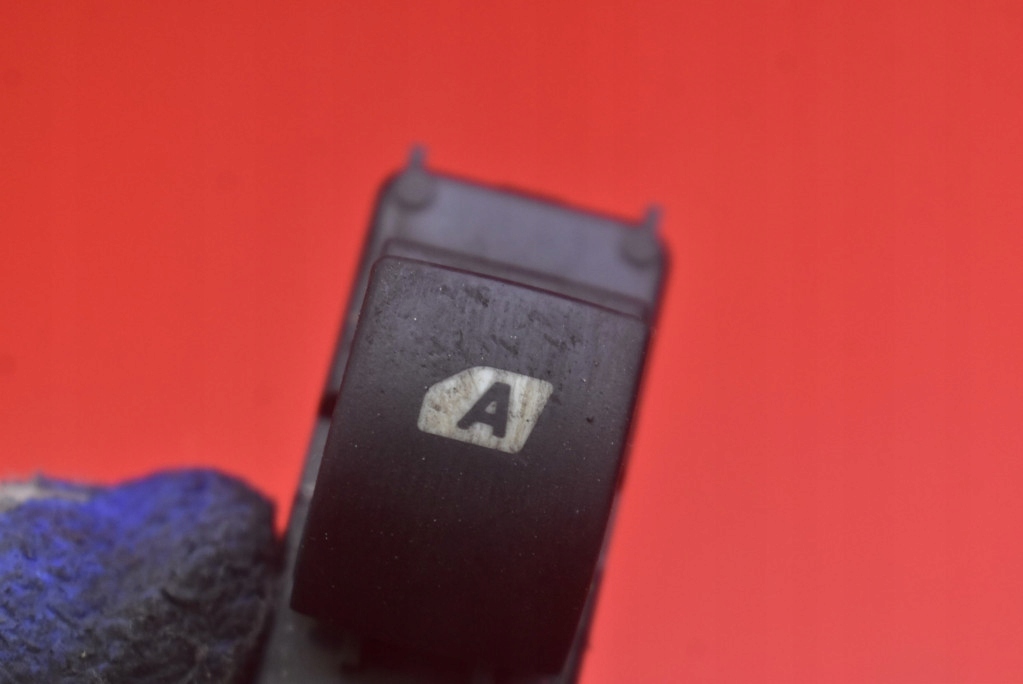 фото №5, Вимикач підйому скло лівий перед 9666955077 peugeot partner 2 ii 08-12