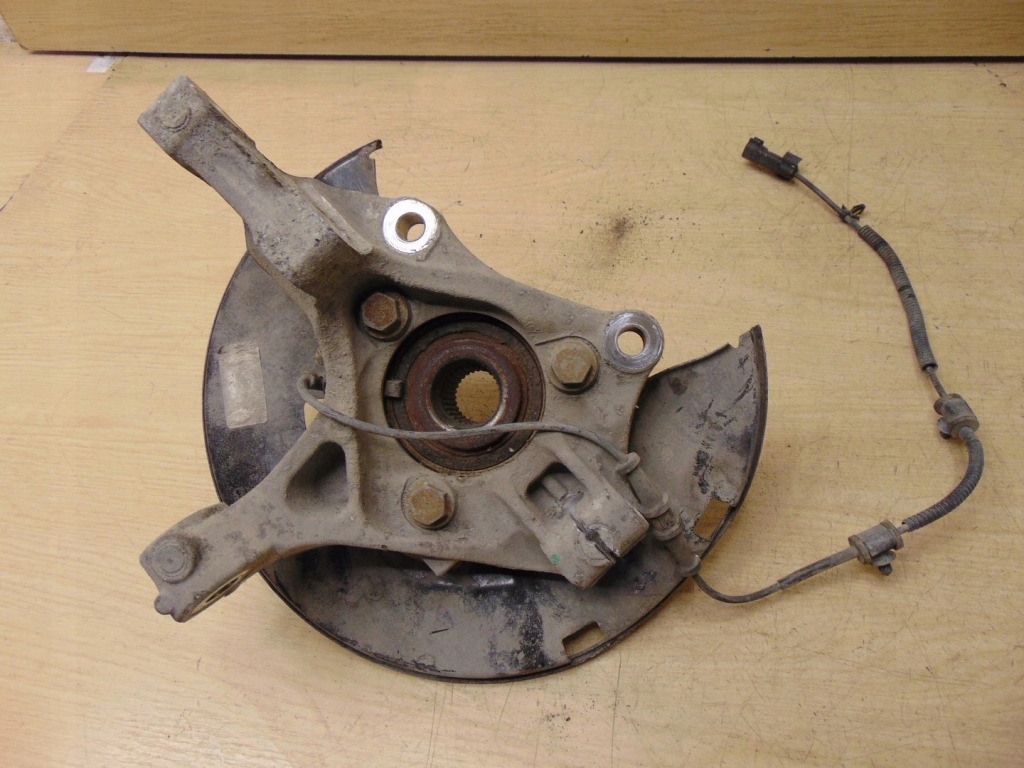 фото №4, Поворотний кулак ступиця ліва перед opel ampera 1.4 2011-