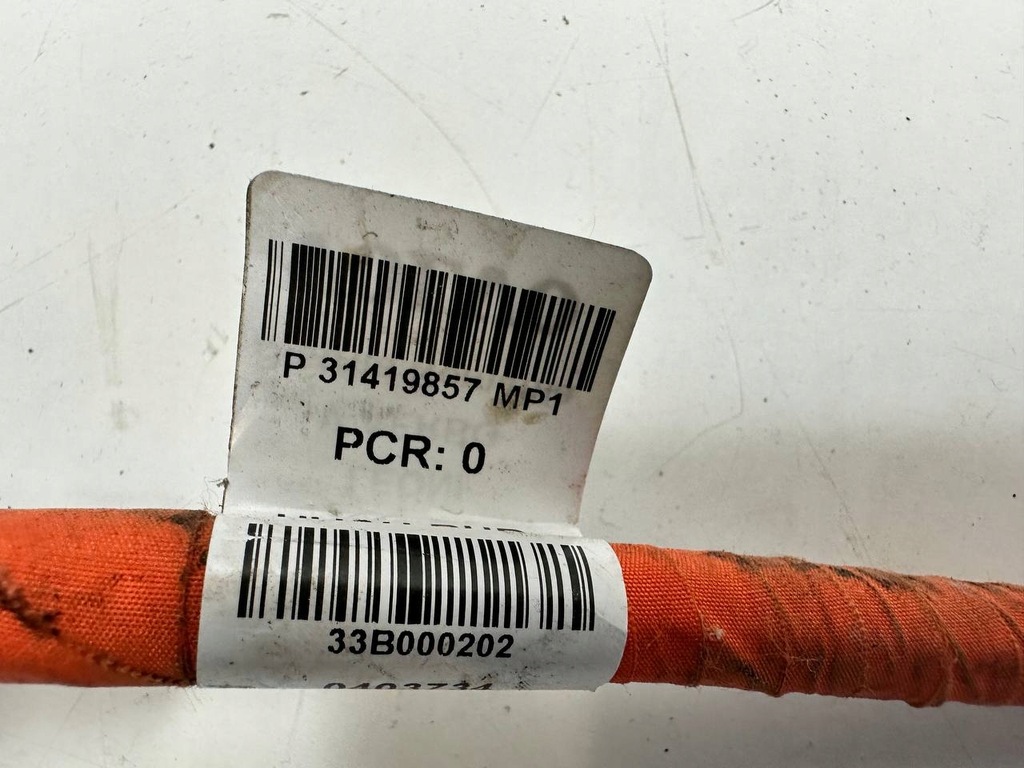 фото №5, Шланг wysokiego напряжения volvo xc40 31419857