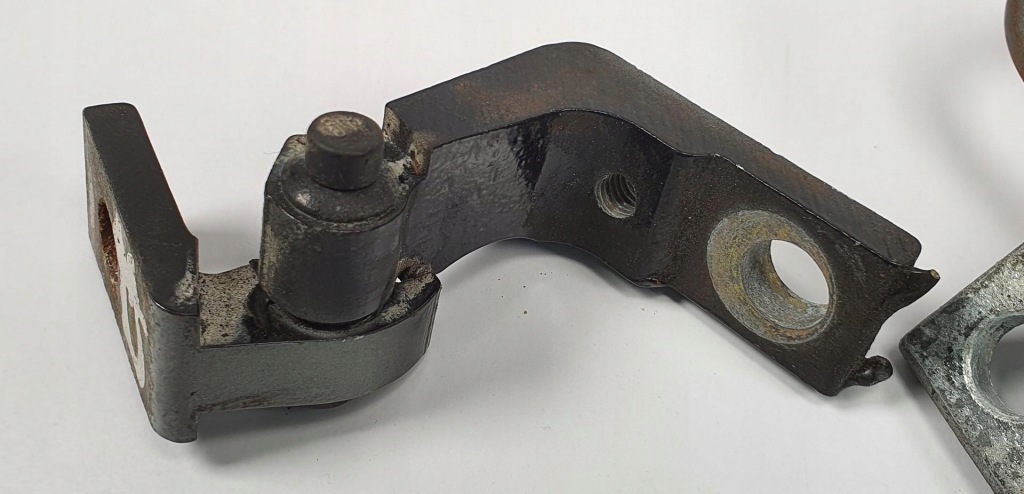 фото №3, Петли дверь левая перед audi tt 8n cabrio пара