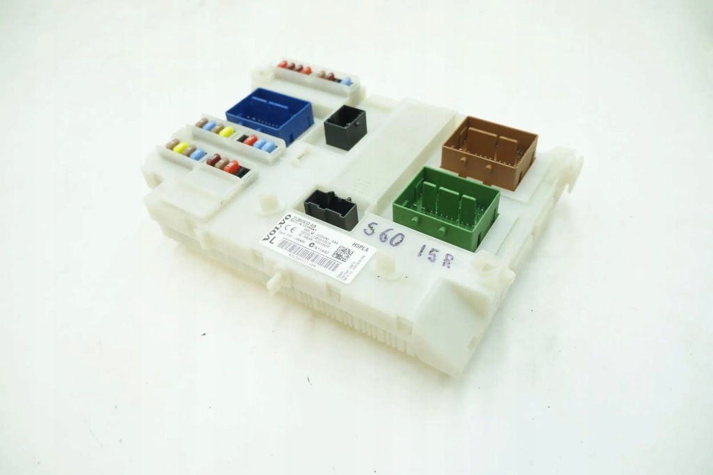 фото №1, Коробка модуль bsi volvo s60 15 31384933ab