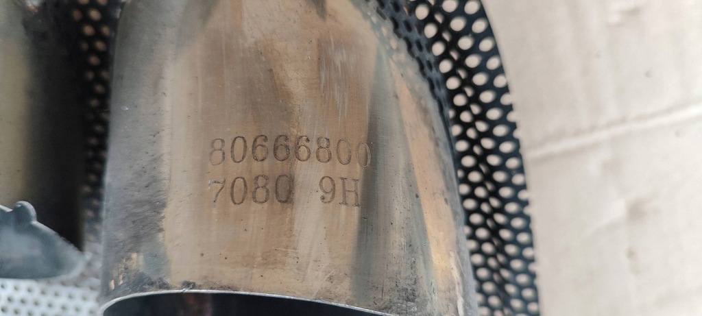 фото №9, Наконечник вихлоп глушника ferrari california f149 80666800