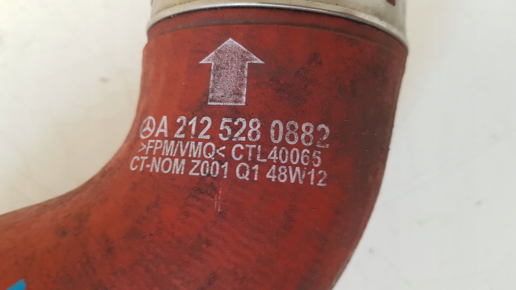 фото №4, Mercedes w204 lift шланг пабтрубок  труба интеркулер