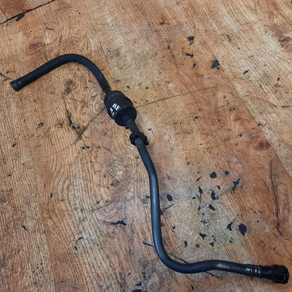 Купити Bmw f20 f30 шланг вентиляції 8607026