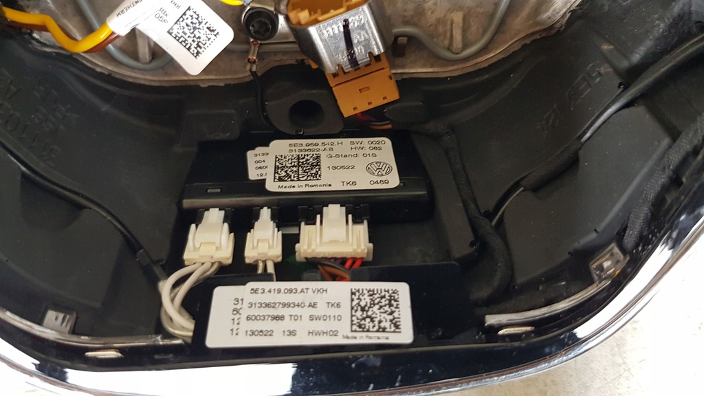 фото №10, Повітропровід шкіра підігрів пелюстки перемикання skoda octavia iv