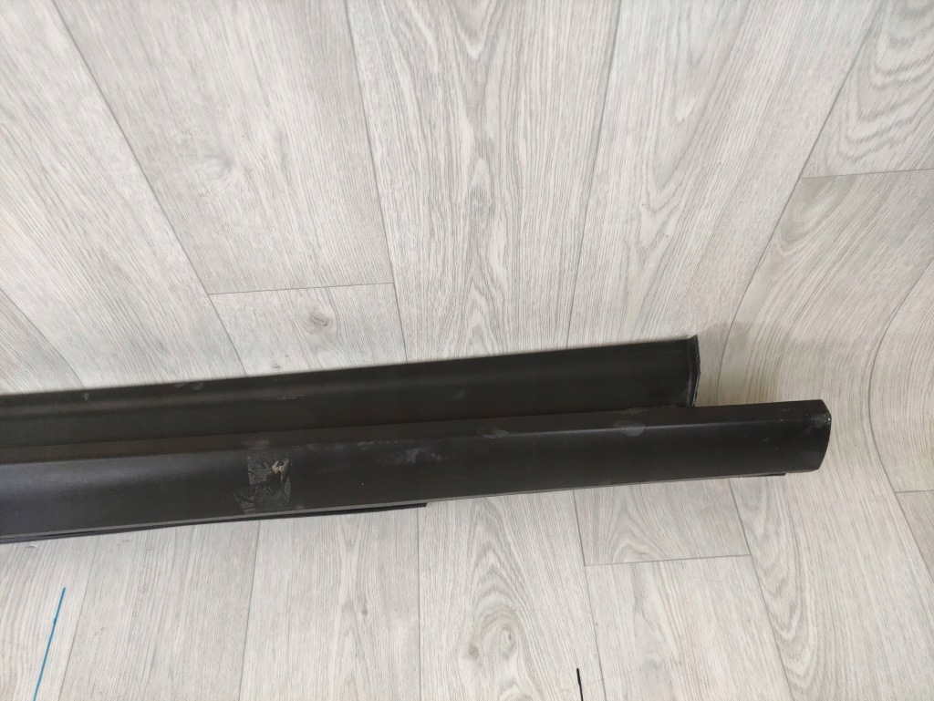 Ford focus молдинг правая  порог jx7ba10154a Доставка