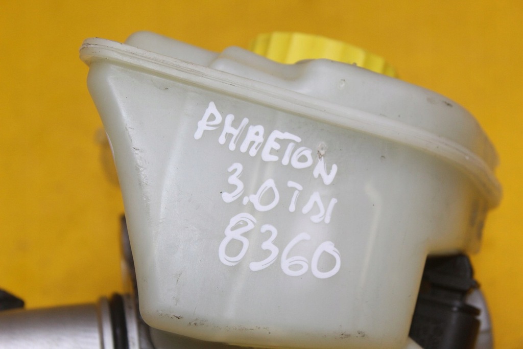 фото №9, Помпа тормозная бачок vw phaeton 3d0611301b