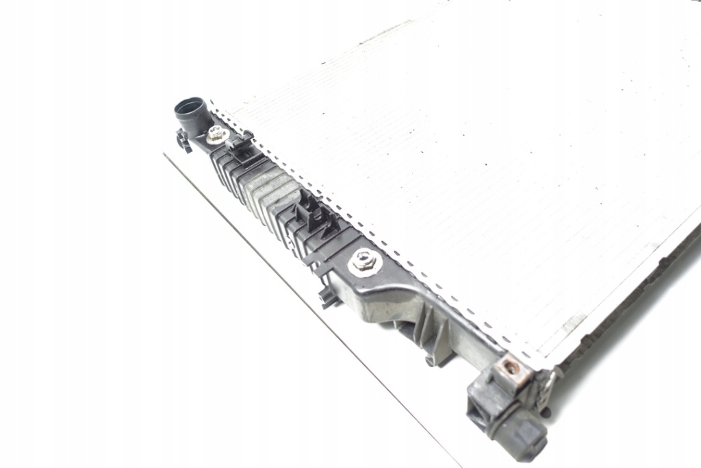 Mercedes w251 w164 радиатор воды 3.2 cdi v6 2515000304 2515000103 Цена