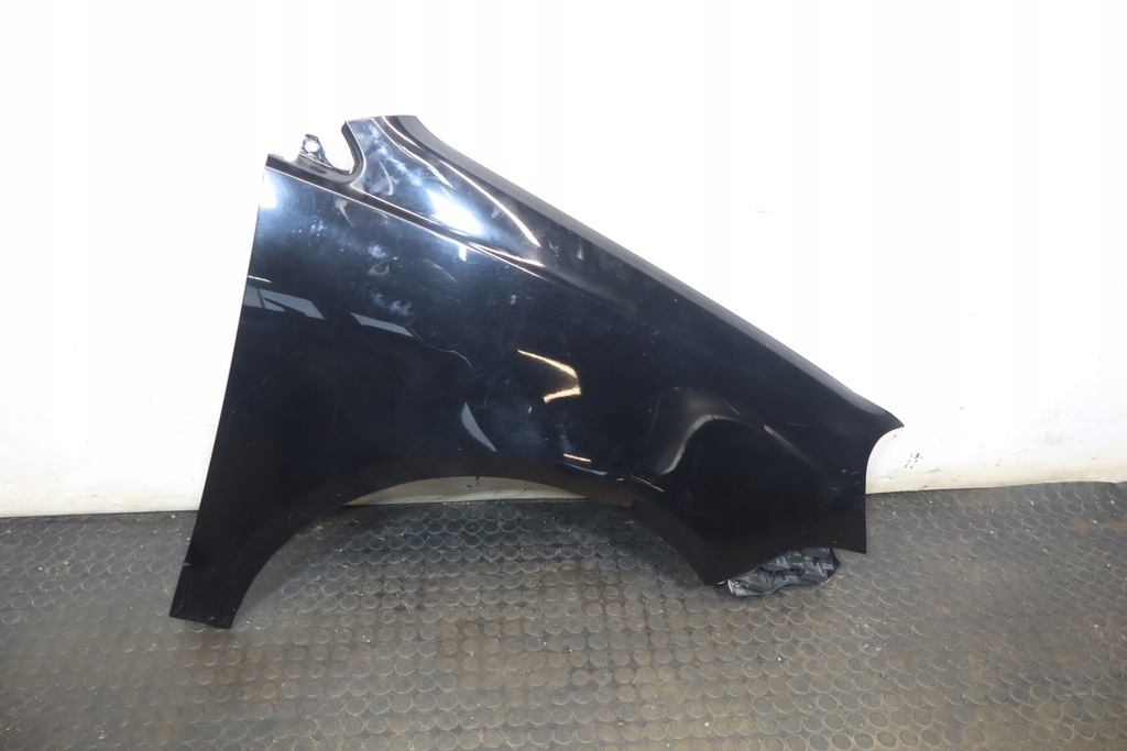 фото №1, Крила правий передній volkswagen polo iv lq41