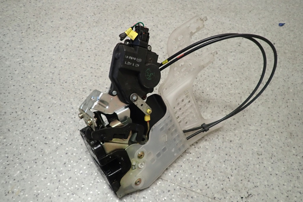 фото №4, Hyundai tucson 04- 09 замок дверь задний правый