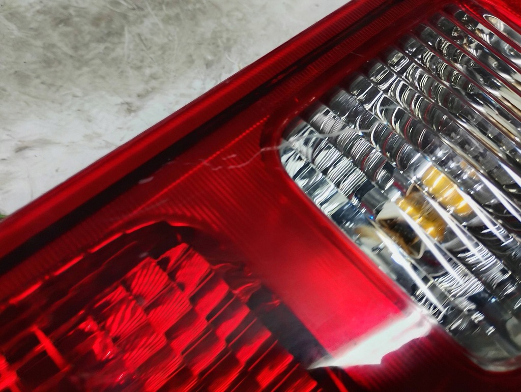 фото №6, Hummer h3 лампа левый задняя задняя левая 15823509 europa