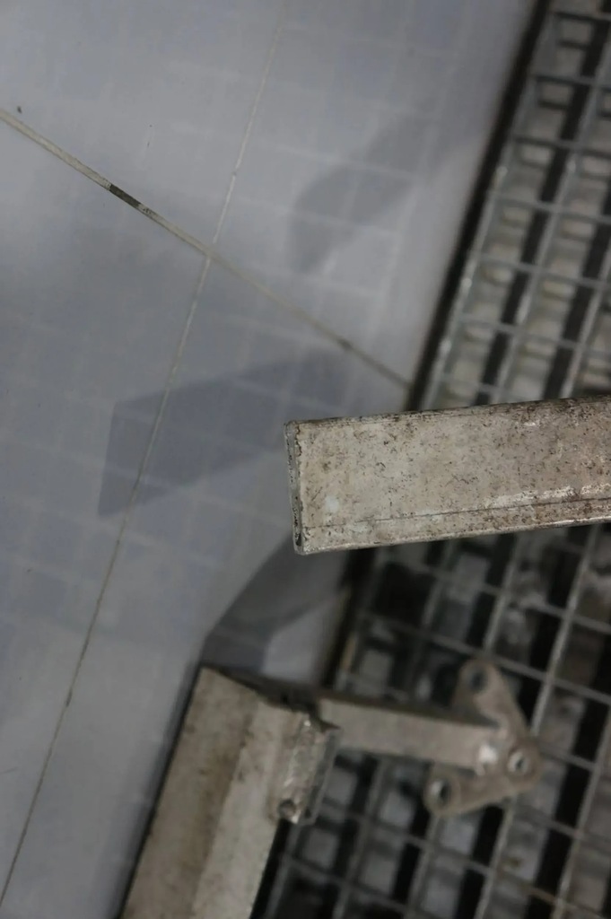 фото №6, Рама кронштейн поперечина передний зона деформации audi tt 8j перед