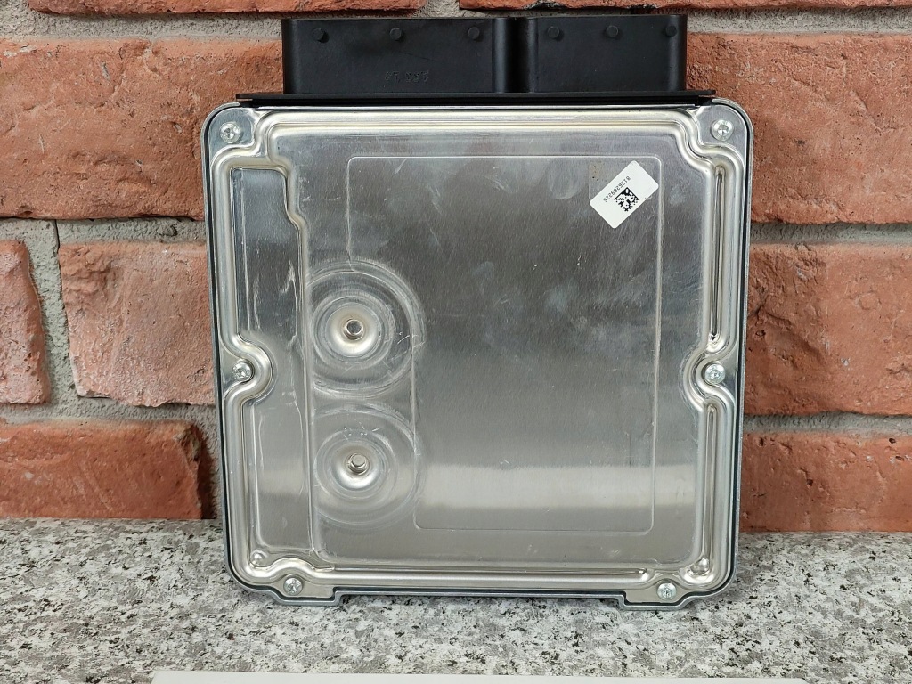 Bmw f10 f25 n57 3.0d 258km бортовой компьютер блок управления двигателя 8573779 0281019723 Киев