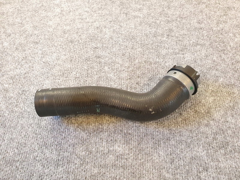 фото №1, Porsche 911 992 992121106 труба wąż wody оригінал