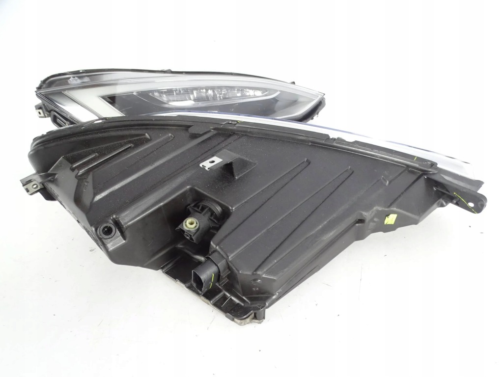 Фара перед передняя левая tesla s рестайлинг  full led Доставка