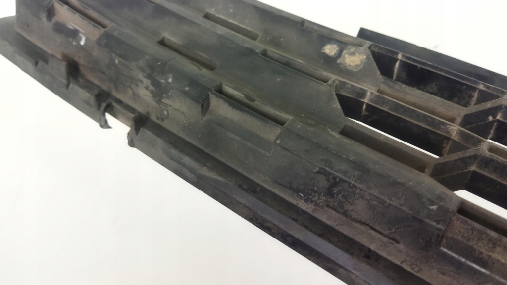 Mustang gt 15- решётка бампера средняя нижняя Киев