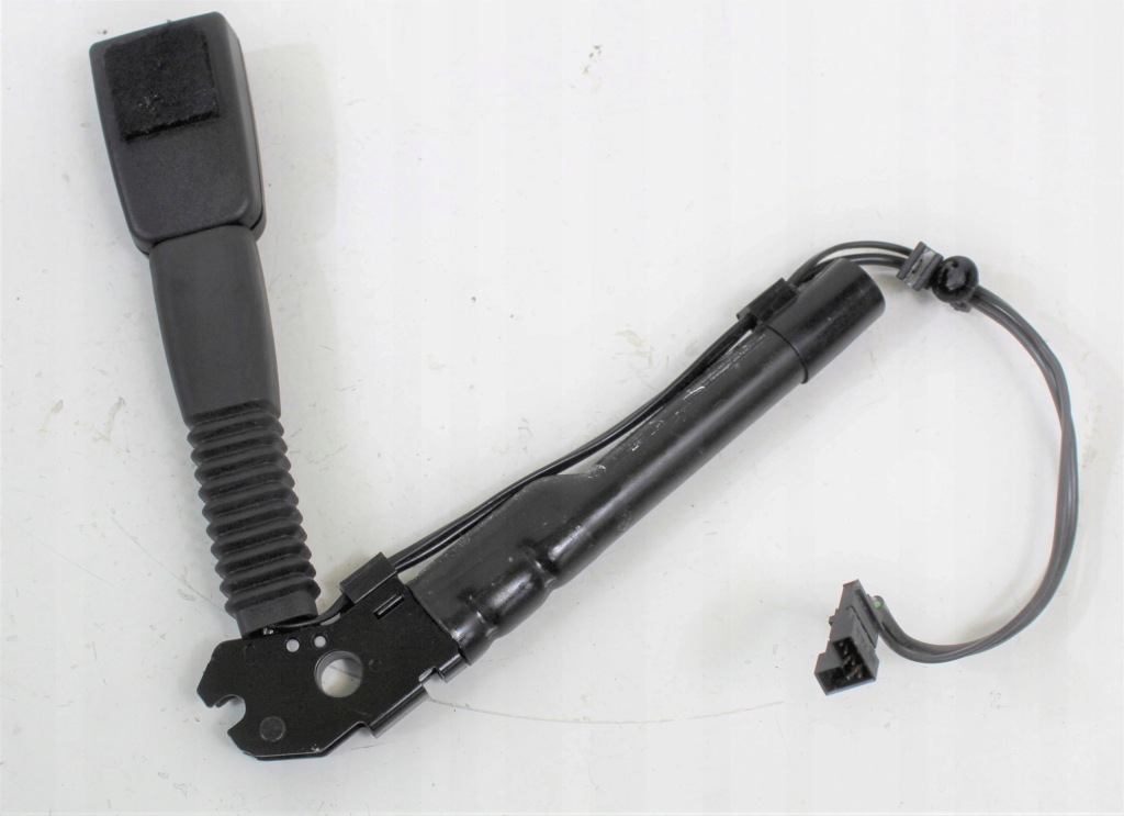 Купити Натягувач роз'єм поперечина лівий перед bmw e81 e82 e87 e88