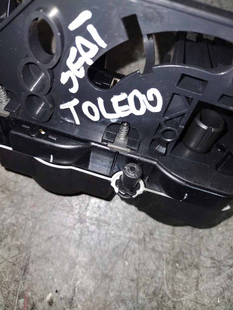 фото №8, Панель обдув seat toledo iii