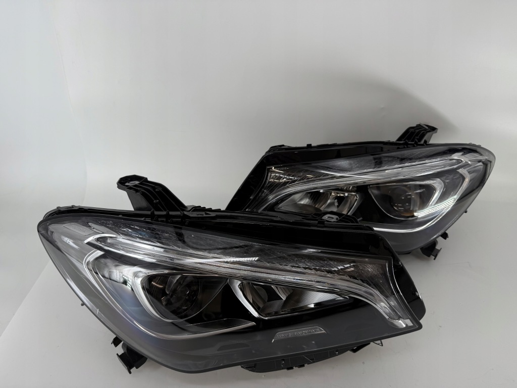 Купити Mercedes cla 117 рестайлінг  w117 performance full led фара ліва права