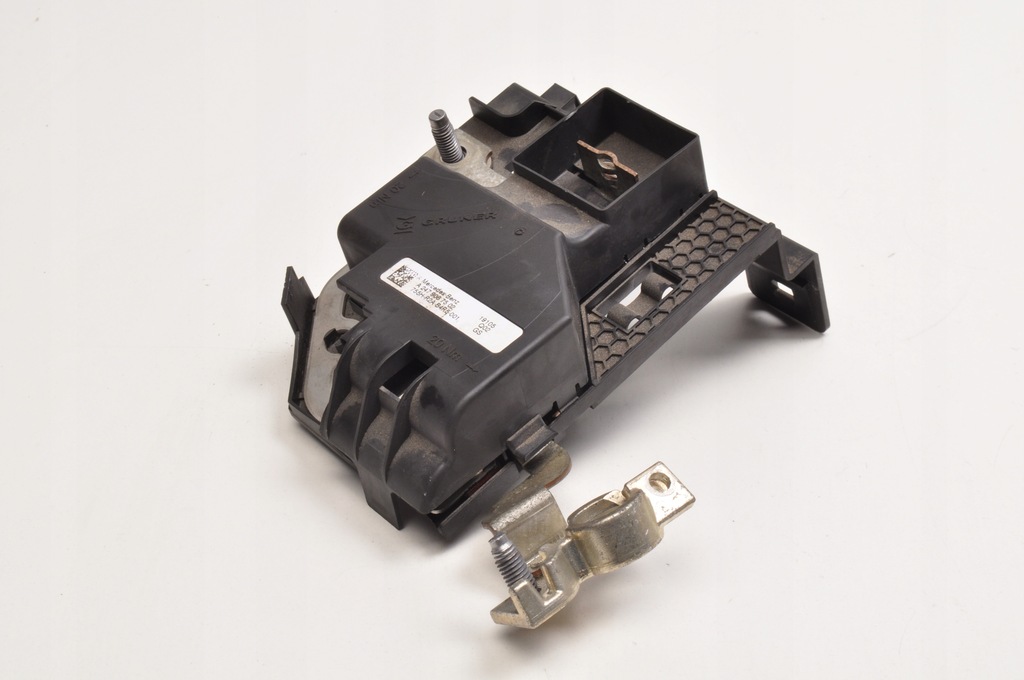 фото №1, Mercedes w177 клемма плюсовая предохранитель a2479067502