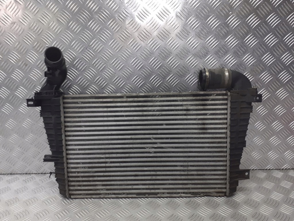 Купить Интеркулер opel astra h 1.9 cdti 13152323