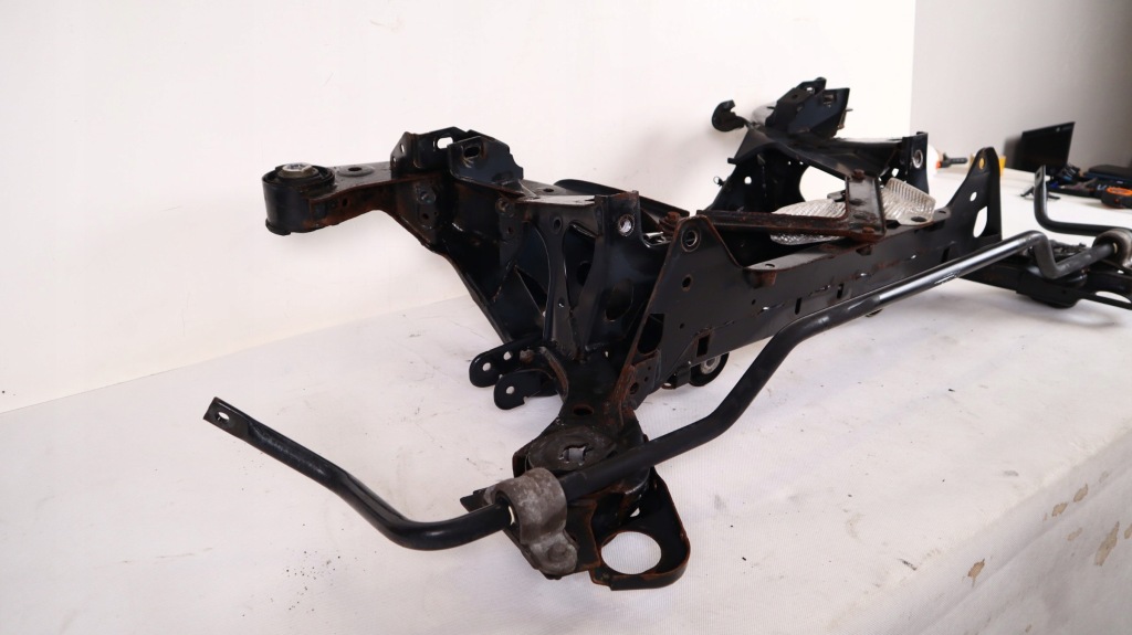 фото №7, Volvo xc90 ii 2.0 d5 підрамник підрамник задня 31360596