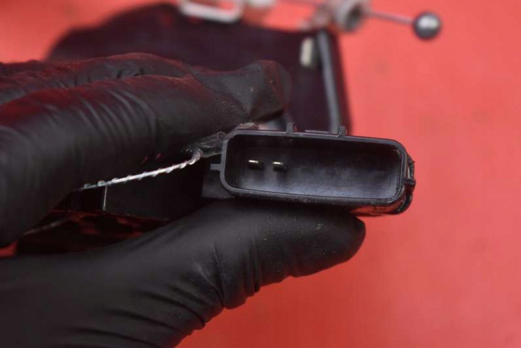 фото №8, Замок дверь левый задняя задний y26-14520 nissan micra k13 hb 10-13