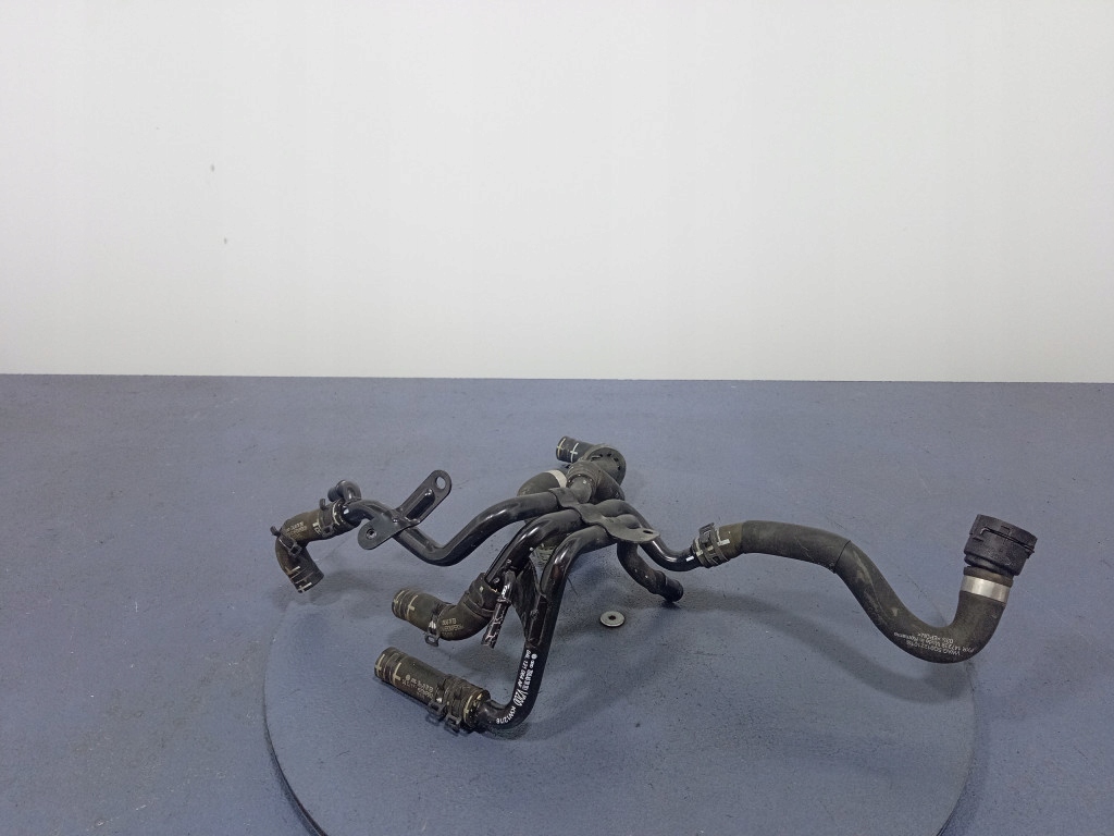 фото №1, Vw passat b8 трубка wąż шланг wody 04l121064f