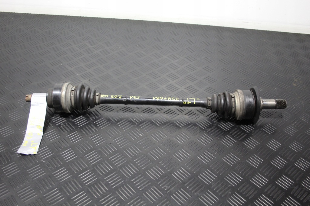 фото №1, Приводной вал półośka левый задняя bmw 3 f30 f31 7597681