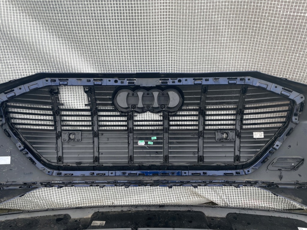 фото №11, Audi e-tron s line 4ke бампер перед передний