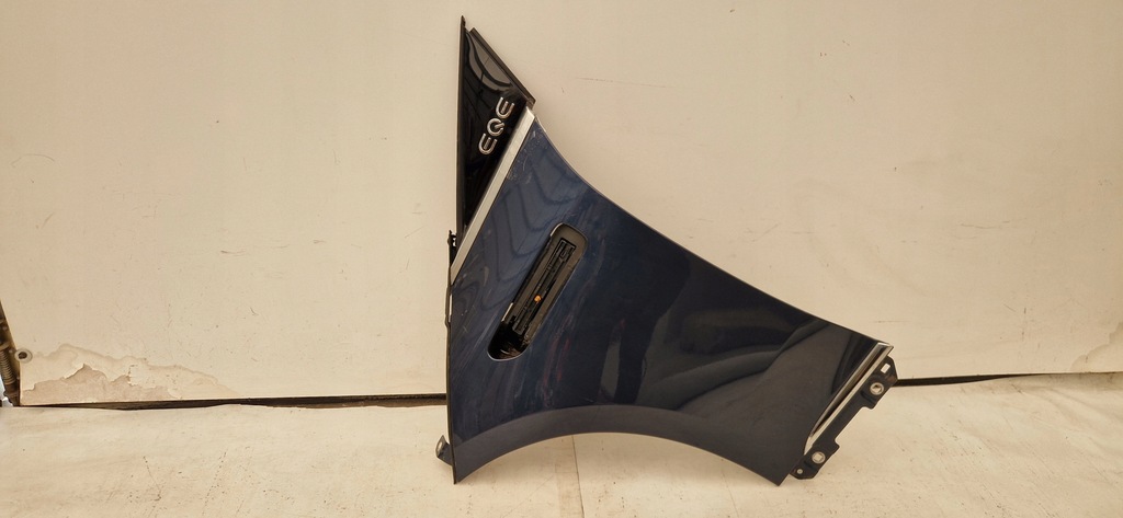 фото №1, Mercedes eqe 295 крила передній лівий