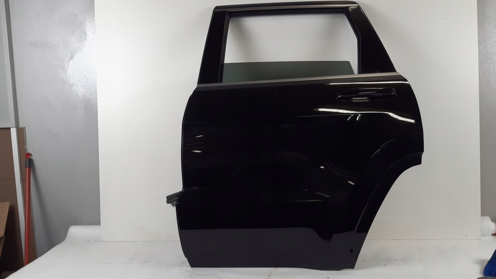 фото №1, Jeep grand cherokee wk2 двері ліва задня