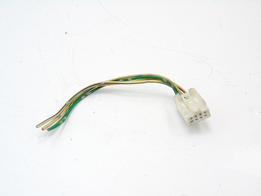 фото №1, Штекер колодка toyota avensis t25 corolla yaris verso rav 4 celica