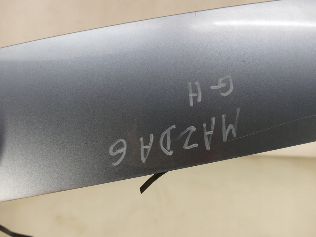 фото №16, Mazda 6 gh lift kombi накладка крышки багажника 40b