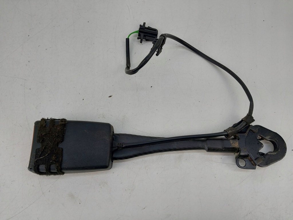 Купить Клипса поперечина левое  перед 8k0857755 audi a5 8t купе