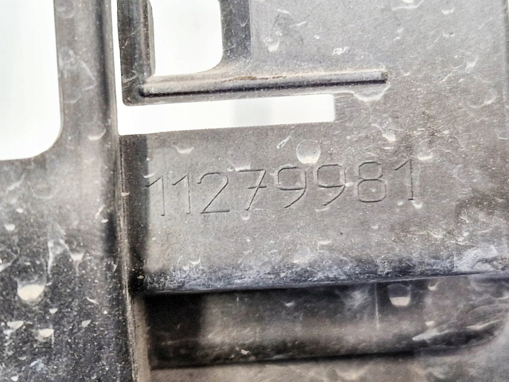 Купити Інше частини передній бампера mercedes-benz sl r231 a2318851065