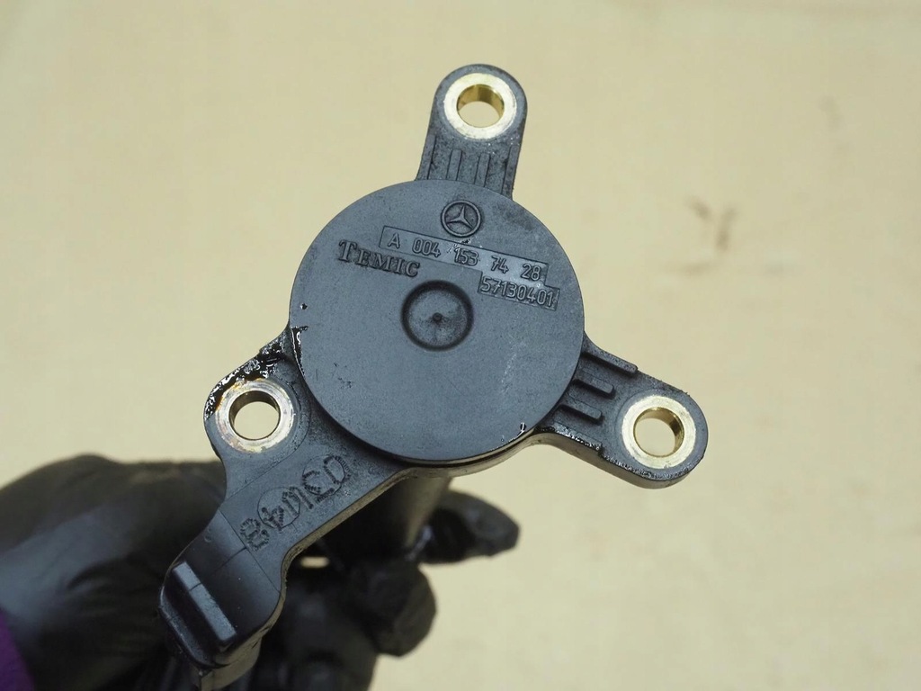 фото №14, Датчик масла mercedes sprinter vito w211 2.2 cdi 1.8 компрессор 0041537428